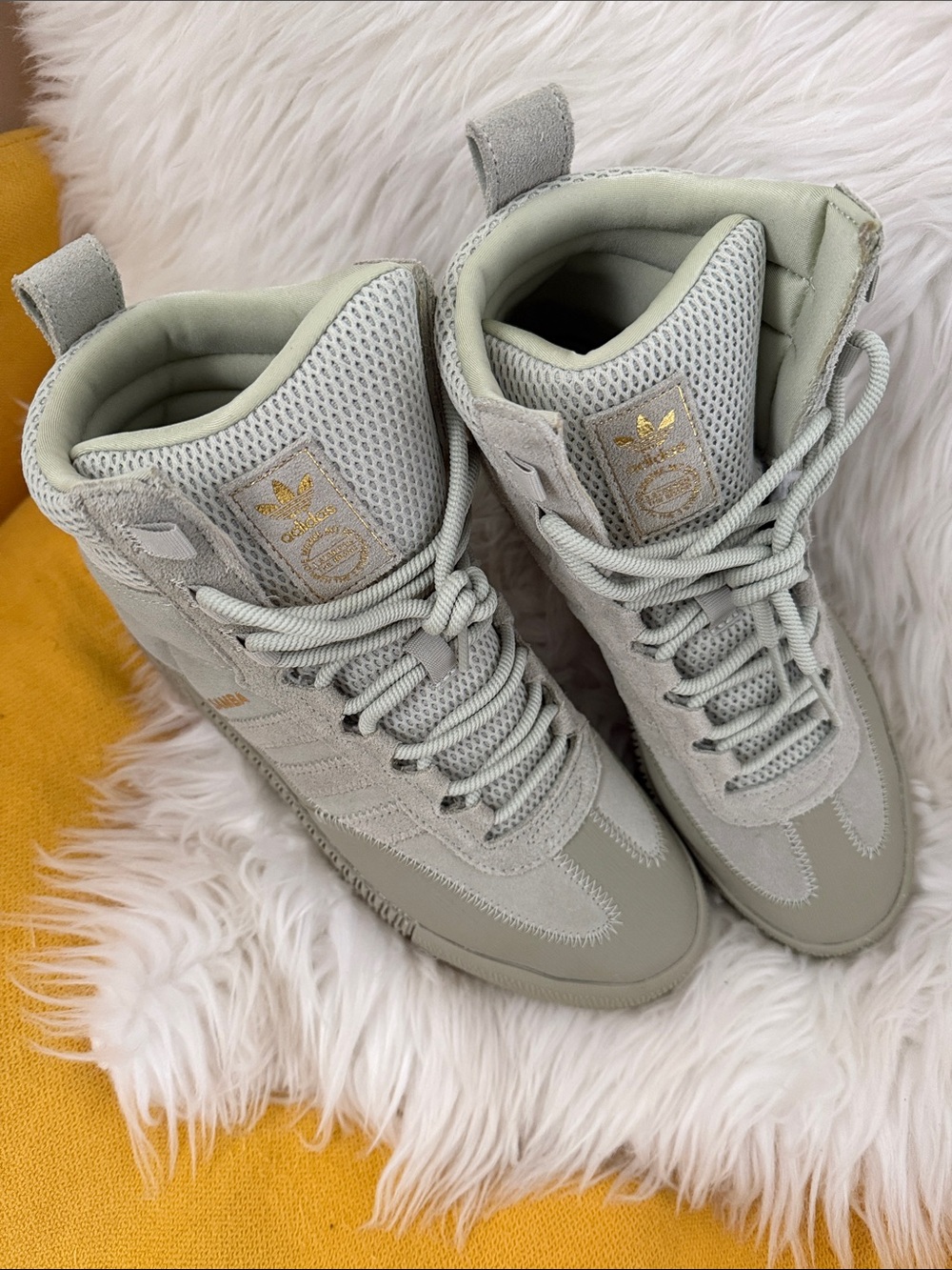 adidas Samba Mid Top Sneakers in Sage Halo Green - Picture 6 of 14